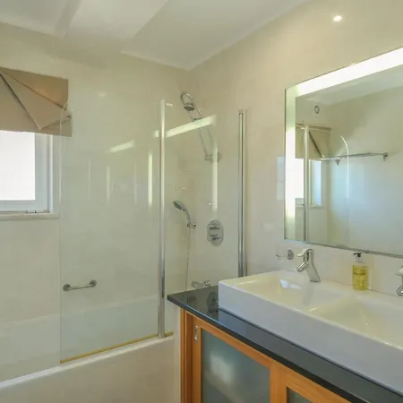 Apartment Monte Amendoa Lagos